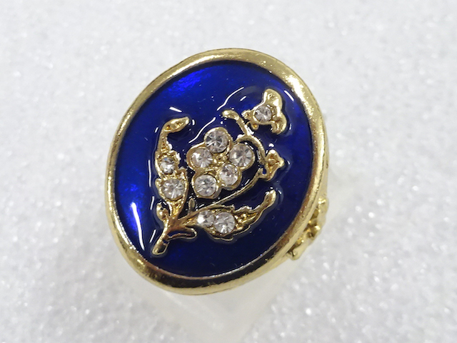 JAPANESE KIMONO / ANTIQUE CRYSTAL RING (SIZE 10)